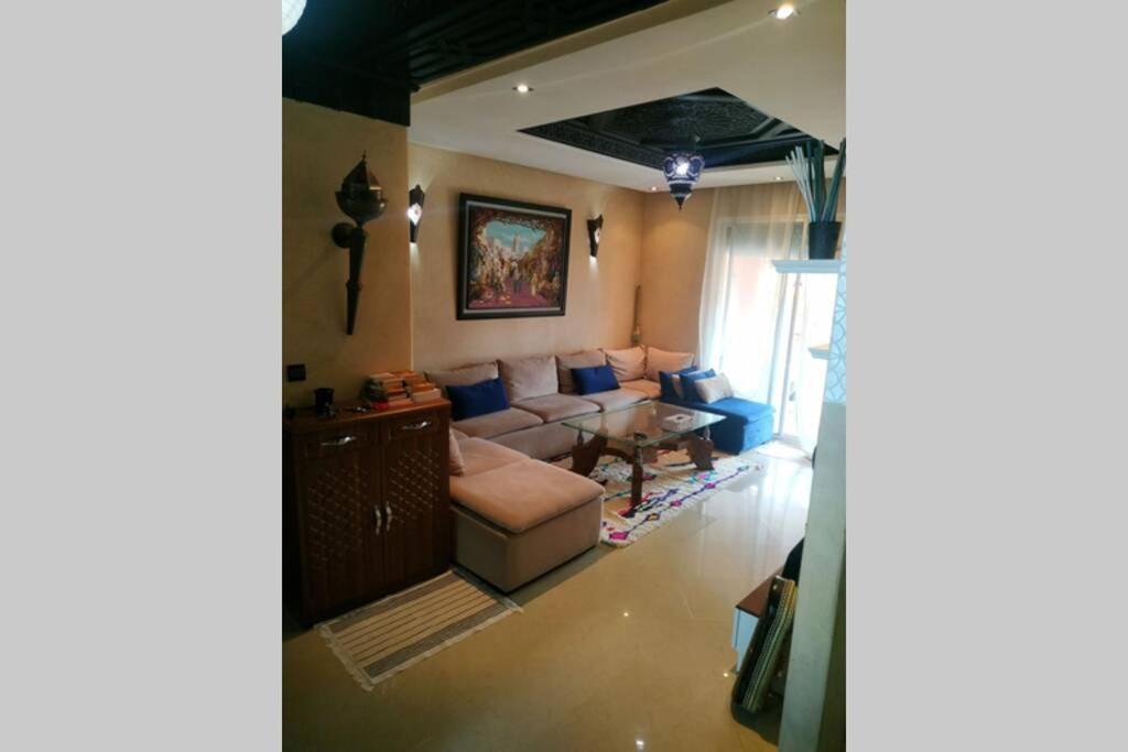 Superbe appartement en résidence privée devant la mer avec piscine Bouznika Extérieur photo