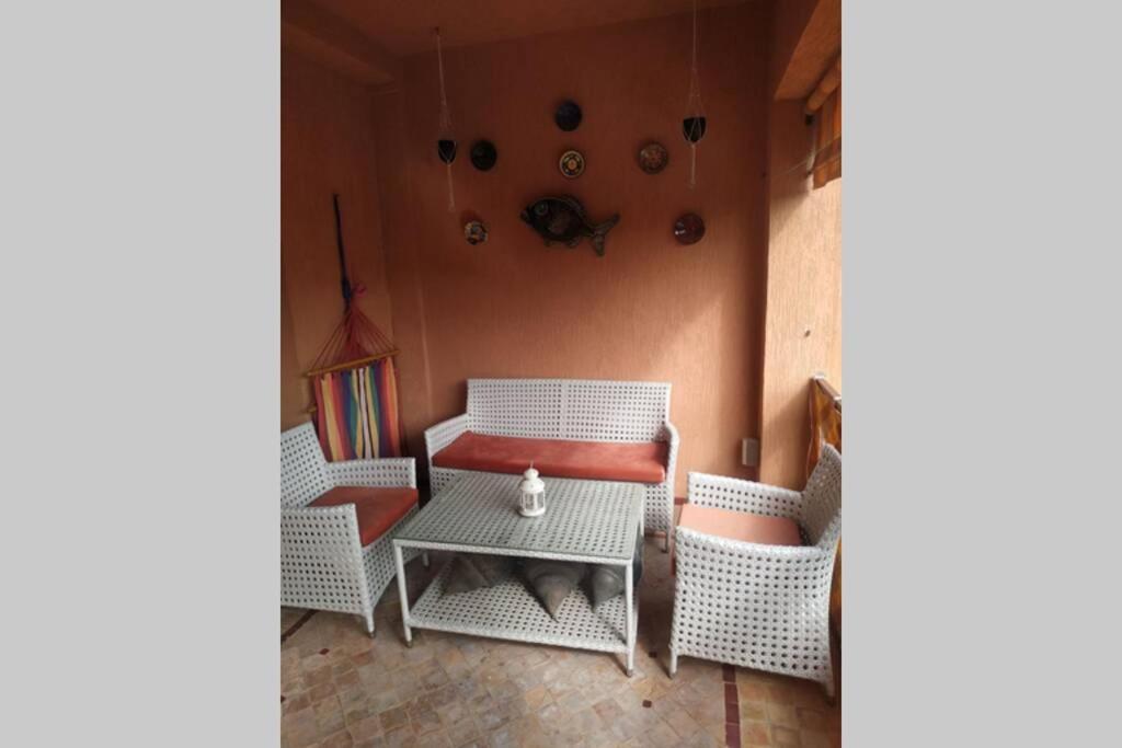 Superbe appartement en résidence privée devant la mer avec piscine Bouznika Extérieur photo